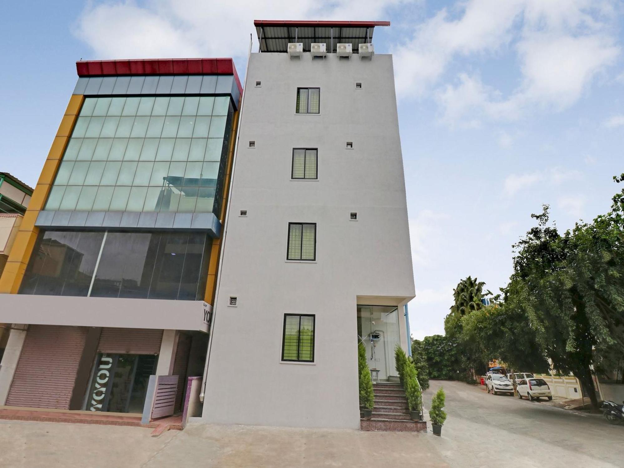 Hotel O Leva Homes Near Baiyappanahalli Metro Station Bangalore Exterior foto