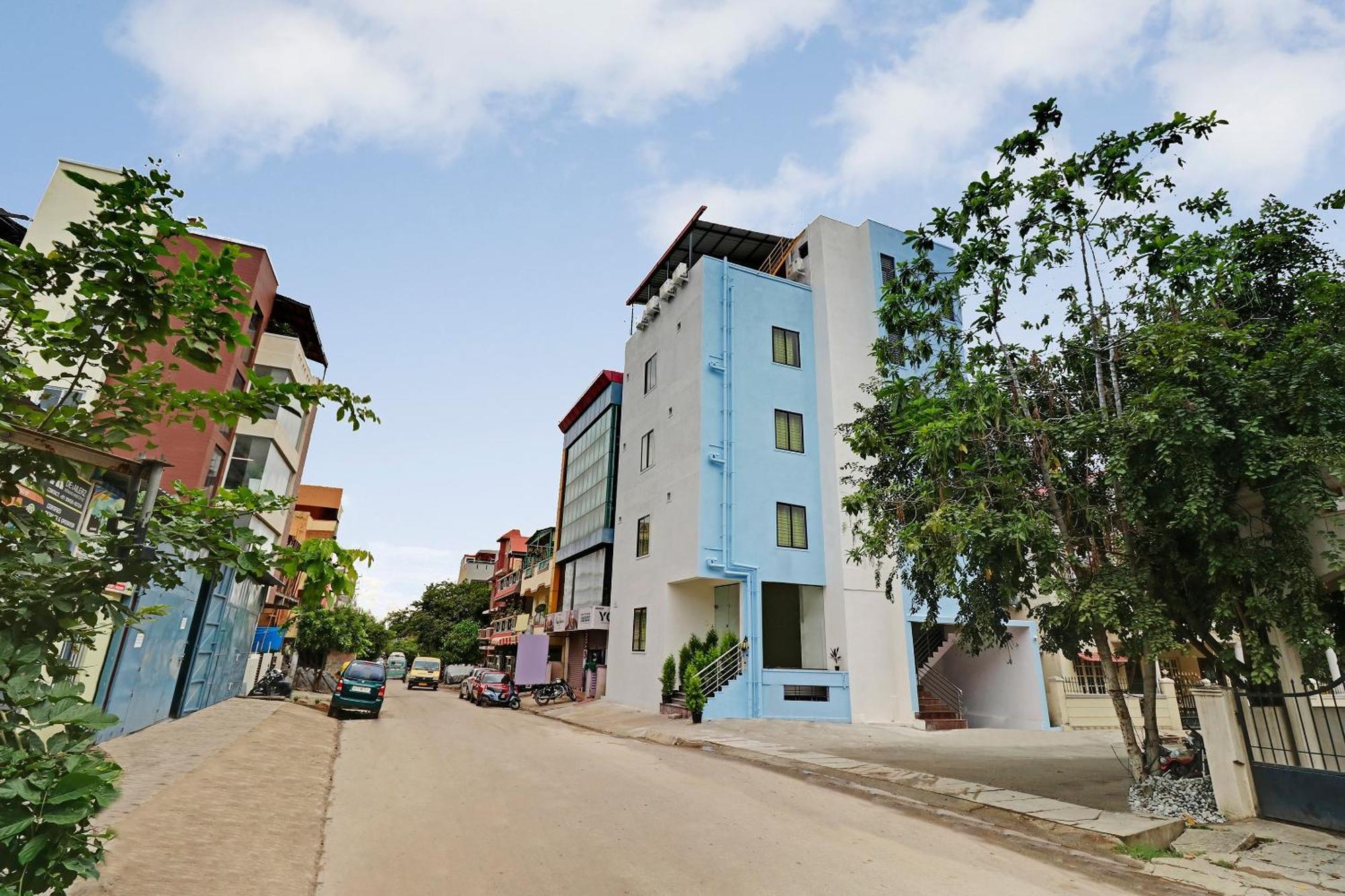 Hotel O Leva Homes Near Baiyappanahalli Metro Station Bangalore Exterior foto