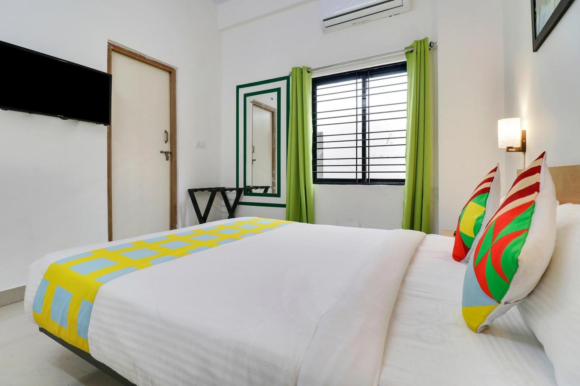 Hotel O Leva Homes Near Baiyappanahalli Metro Station Bangalore Exterior foto