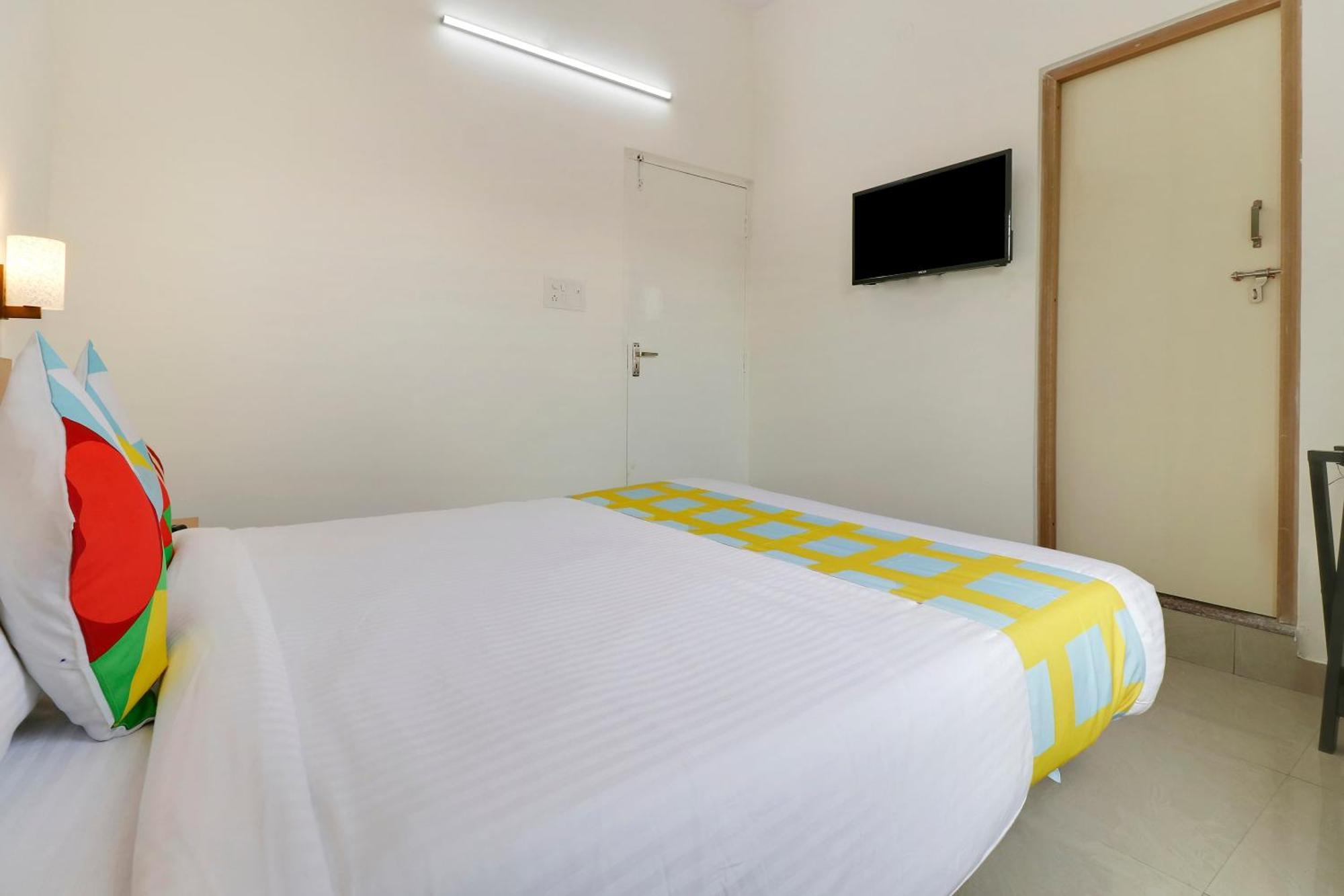 Hotel O Leva Homes Near Baiyappanahalli Metro Station Bangalore Exterior foto