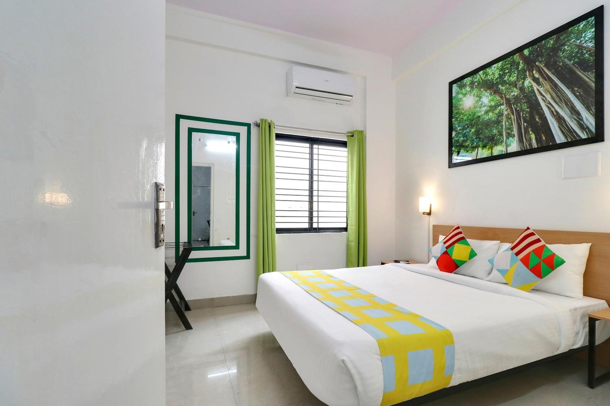 Hotel O Leva Homes Near Baiyappanahalli Metro Station Bangalore Exterior foto