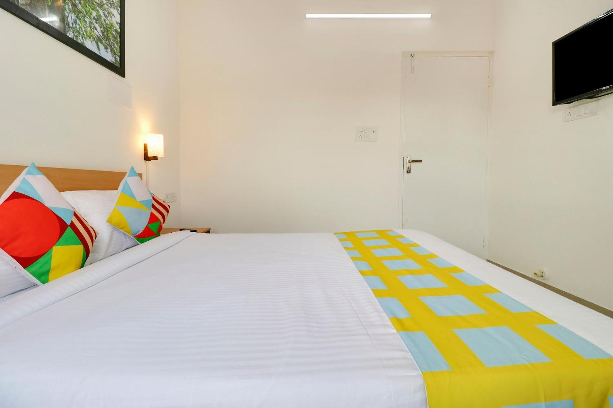 Hotel O Leva Homes Near Baiyappanahalli Metro Station Bangalore Exterior foto
