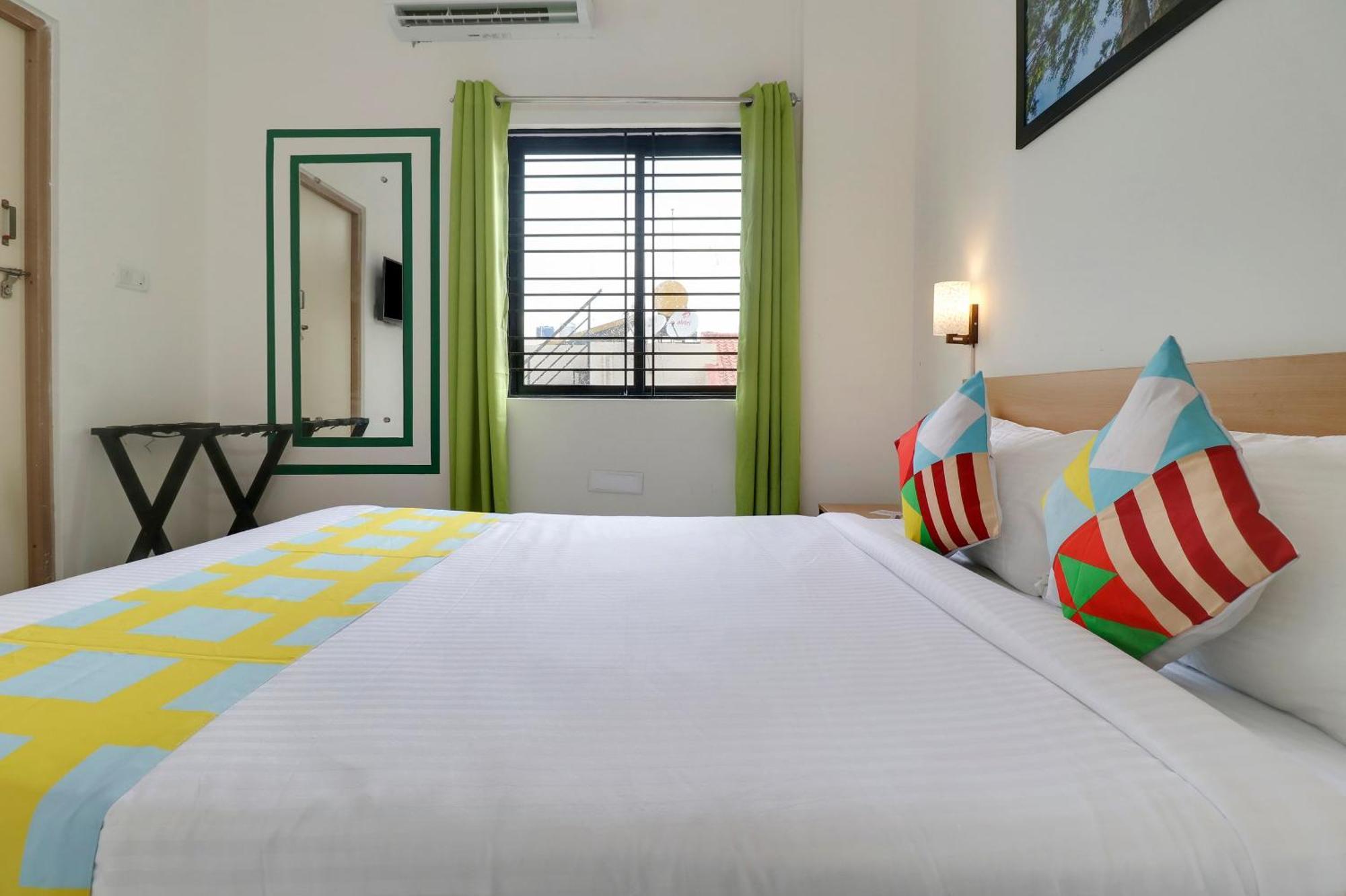 Hotel O Leva Homes Near Baiyappanahalli Metro Station Bangalore Exterior foto
